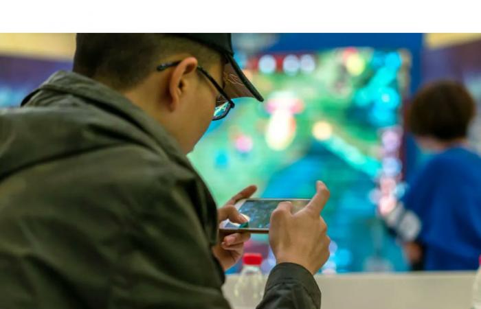 سوق الألعاب في الصين يسجل إيرادات تتجاوز 49 مليار دولار في 2025