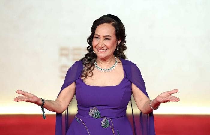 خيرية
      نظمي
      لـ«الشرق
      الأوسط»:
      حياتي
      الفنّية
      بدأت
      بعد
      الخمسين