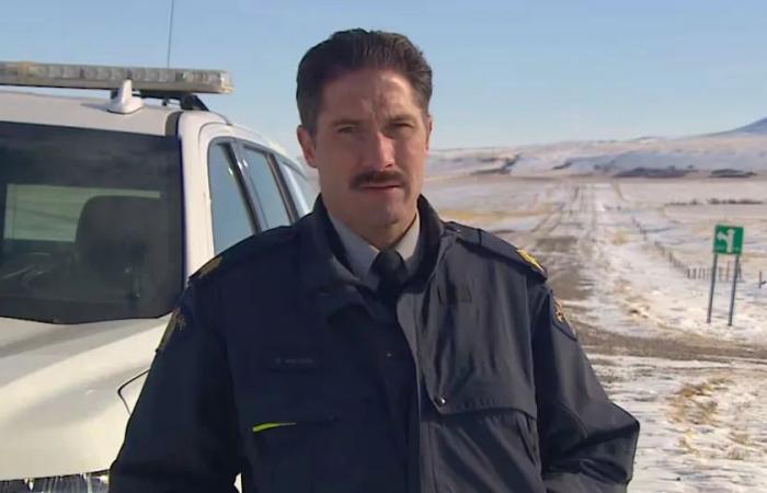 1
      year
      ago,
      Alberta’s
      premier
      sought
      to
      lock
      down
      a
      ‘leaky’
      border.
      Here’s
      what’s
      happened
      since