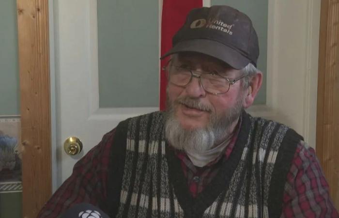 Well-known
      retired
      fisherman
      Emard
      Court
      celebrates
      102nd
      birthday