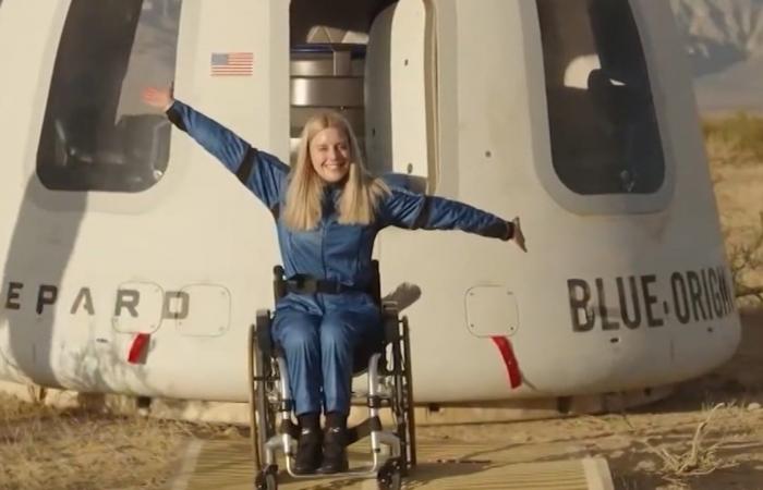 شاهد.. مهندسة ألمانية تصبح أول مقعدة كرسي متحرك تسافر إلى الفضاء