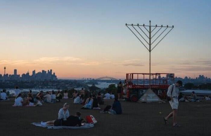 ولاية
      أسترالية
      تعتزم
      تشديد
      القوانين
      ضد
      رفع
      رايات
      متطرفة
      بعد
      هجوم
      بونداي