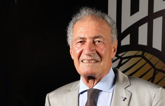 رئيس الاتحاد الدولي لكرة اليد يحتفظ بمنصبه للمرة السابعة