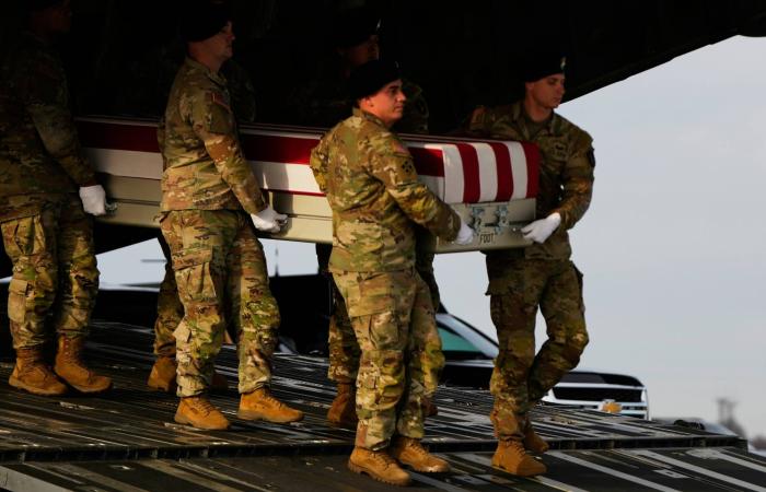 ائتلاف
      السوداني
      يطرح
      مبادرة
      لحسم
      رئاسة
      وزراء
      العراق