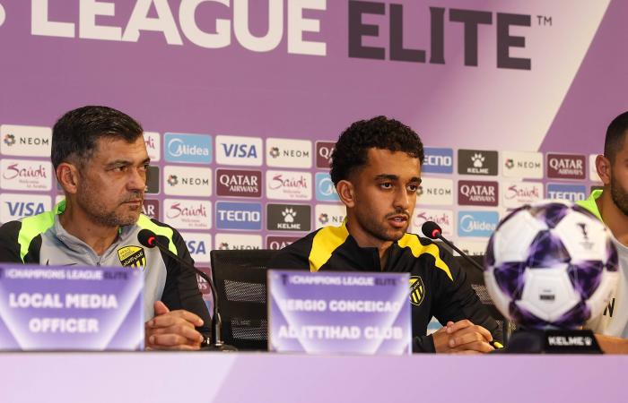 كونسيساو:
      حديث
      رينارد
      شأن
      يخصه…
      لاعبو
      الاتحاد
      جاهزون