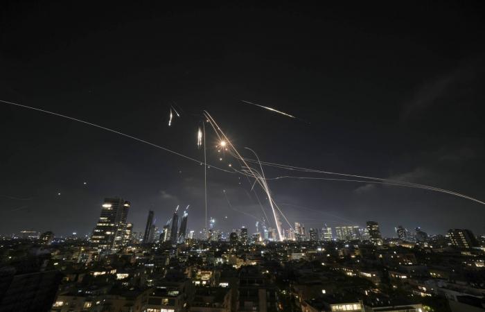 مخاوف
      أميركية
      -
      إسرائيلية
      من
      إعادة
      بناء
      القدرات
      الإيرانية