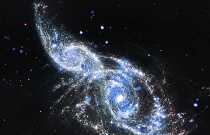 Breathtaking
      James
      Webb
      Telescope
      image
      reveals
      what
      happens
      when
      two
      galaxies
      collide
