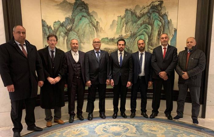 الليبيون
      يحتفلون
      بالذكرى
      الـ74
      للاستقلال
      على
      وقع
      انقسام
      حاد