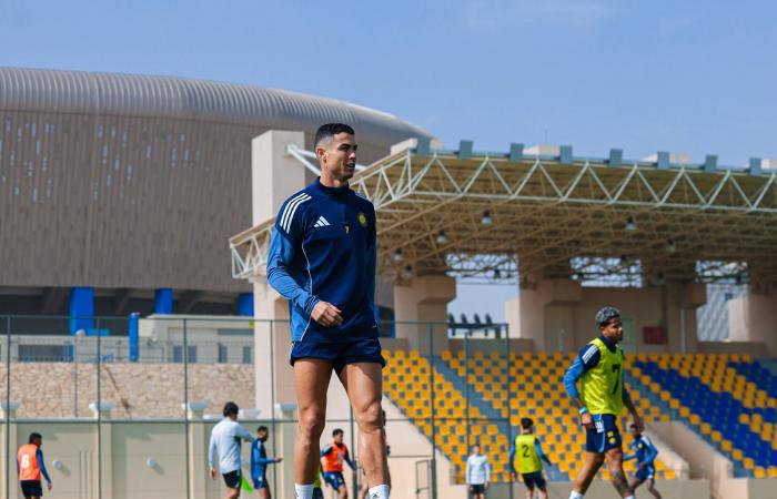 أبطال
      آسيا
      للنخبة:
      بنزيمة
      يقود
      الاتحاد
      للإطاحة
      بناساف
      الأوزبكي