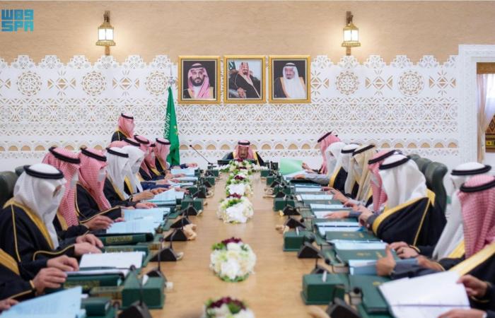 صفقة
      لتبادل
      2900
      أسير
      ومحتجز
      في
      اليمن