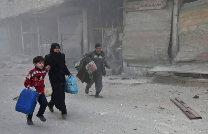 المستأجِرون
      في
      غزة
      محاصَرون
      بالشروط
      والغلاء