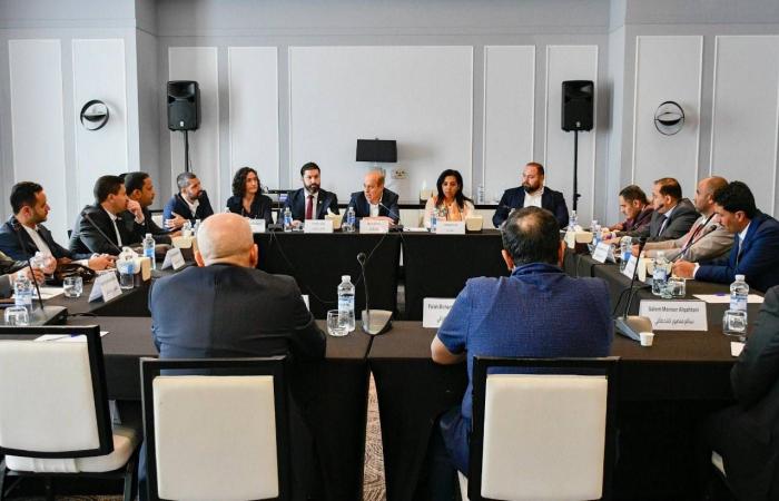 ترحيب
      عربي
      وإسلامي
      واسع
      بالاتفاق
      اليمني
      لتبادل
      المحتجزين