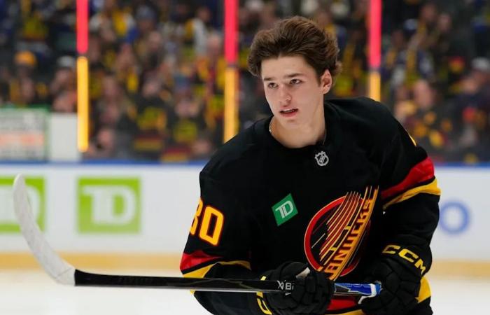 Canucks
      Live:
      Merry
      Christmas,
      now
      get
      out
      of
      town;
      World
      Junior
      prospects