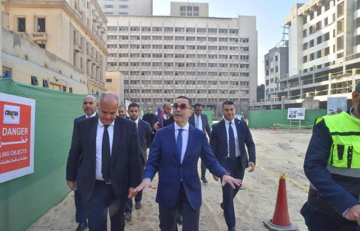 مقر
      وزارة
      الداخلية
      المصرية
      بالقاهرة...
      من
      مبنى
      مهيب
      إلى
      مجمع
      ترفيهي