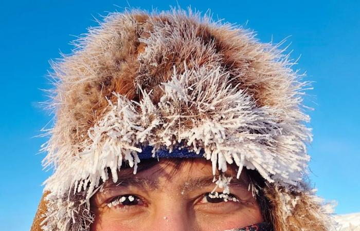 In
      Yukon's
      Ross
      River,
      water,
      heating
      fuel
      and
      groceries
      run
      low
      as
      temperatures
      hit
      –55
      C