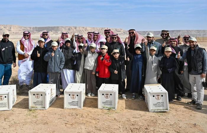 إطلاق
      61
      كائناً
      فطرياً
      في
      محمية
      الملك
      خالد
      الملكية
      بالسعودية