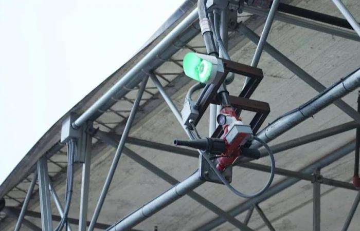 How
      the
      ubiquitous
      lithium-ion
      battery
      has
      B.C.’s
      waste
      sector
      on
      high
      alert