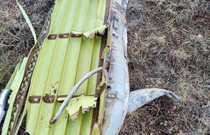 سقوط
      طائرة
      الحداد
      يعمّق
      «نظرية
      المؤامرة»
      في
      الشارع
      الليبي