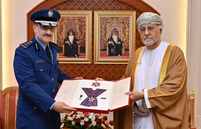 السعودية:
      التصعيد
      غير
      المبرر
      في
      حضرموت
      والمهرة
      أضر
      بمصالح
      الشعب
      اليمني