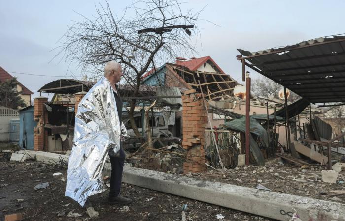 الملك
      تشارلز
      يثمن
      «وحدة
      التنوع
      المجتمعي»
      في
      بريطانيا
      خلال
      رسالة
      أعياد
      الميلاد