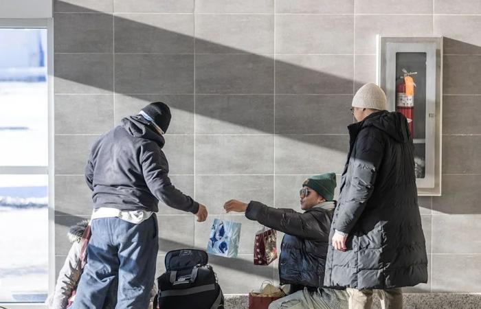 Charitable
      groups
      in
      Calgary
      mobilize
      to
      support
      those
      in
      need
      on
      Christmas
      Day