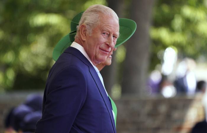 محكمة
      روسية
      تصدر
      حكماً
      بالسجن
      6
      سنوات
      ضد
      ناشط
      مؤيد
      للحرب
      ومعارض
      لبوتين