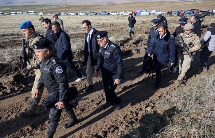 تركيا
      تعِد
      ليبيا
      بتقرير
      كامل
      حول
      لغز
      سقوط
      «طائرة
      الحداد»