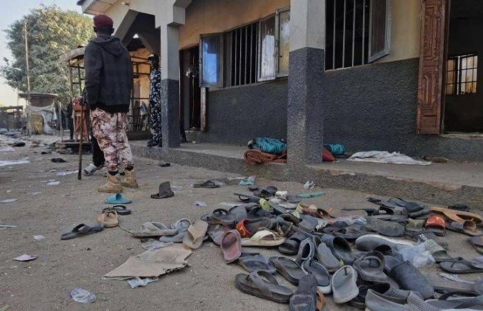 الصومال
      يرفض
      اعتراف
      إسرائيل
      بإقليم
      «أرض
      الصومال»
      أو
      استضافة
      أي
      قواعد
      أجنبية