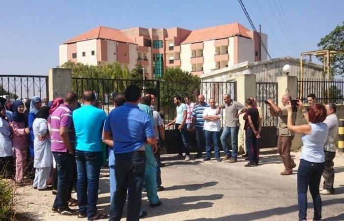 العيادات
      النقالة...
      خيار
      سكان
      جنوب
      لبنان
      للحصول
      على
      رعاية
      طبية