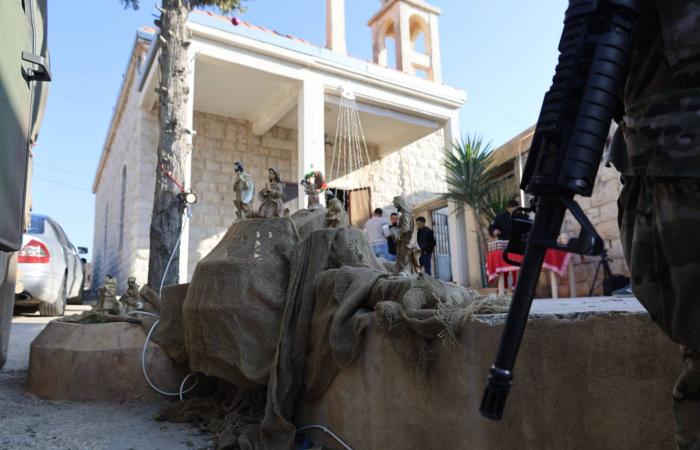 جندي
      احتياط
      إسرائيلي
      يصدم
      فلسطينياً
      بسيارته
      أثناء
      الصلاة
      بالضفة
      الغربية