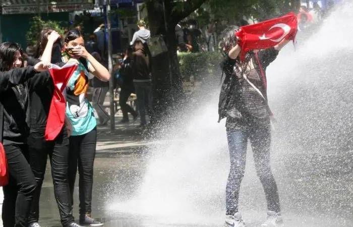 تركيا:
      المحكمة
      الأوروبية
      لحقوق
      الإنسان
      تعطي
      أولوية
      لنظر
      احتجاز
      إمام
      أوغلو