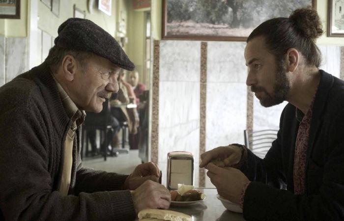 شارع
      فيكتوري
      تحت
      بريستول…
      أسرار
      التاريخ
      تحت
      أقدامنا