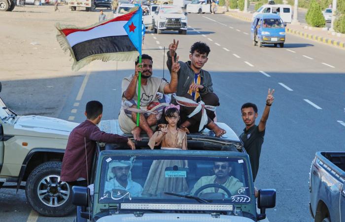 مقتل
      عنصر
      من
      «الدفاع»
      السورية
      بإطلاق
      نار
      في
      حلب