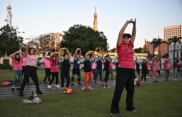 الصين
      تفرض
      عقوبات
      على
      20
      شركة
      أميركية
      بسبب
      صفقة
      الأسلحة
      إلى
      تايوان