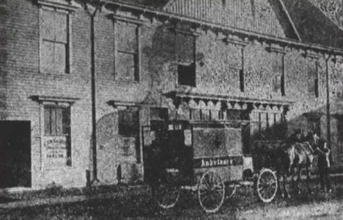 From
      hearses
      to
      ambulances:
      New
      book
      traces
      P.E.I.’s
      history
      of
      emergency
      care