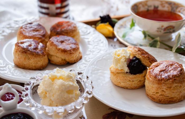 وقت الشاي.. ما القصة وراء هذا الطقس البريطاني الأصيل؟