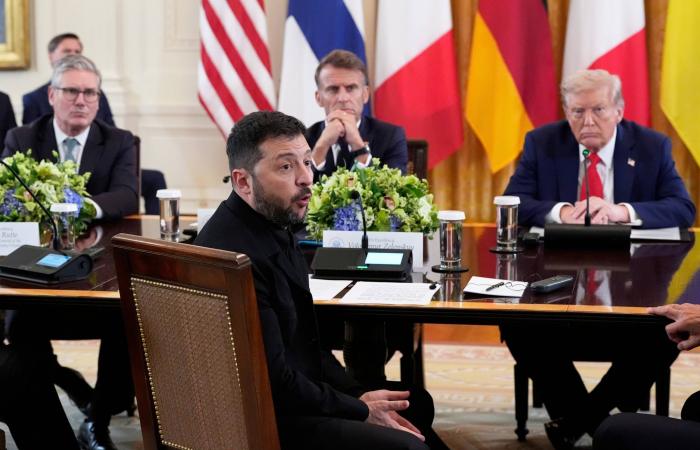 الأمن
      الأوكراني
      يمنع
      «مكافحة
      الفساد»
      من
      مداهمة
      مكاتب
      في
      البرلمان