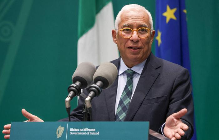 الأمن
      الأوكراني
      يمنع
      «مكافحة
      الفساد»
      من
      مداهمة
      مكاتب
      في
      البرلمان