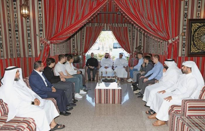 تنمية مهارات المحادثة والتخاطب