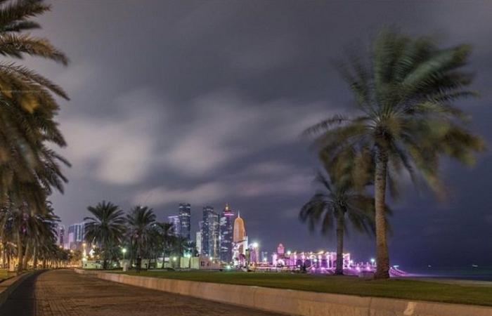 الأرصاد الجوية تحذر من أمطار رعدية ورياح قوية في عرض البحر