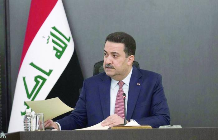 نعيم
      قاسم:
      لبنان
      أمام
      مفصل
      تاريخي
      إما
      «وصاية
      أميركية
      وإما
      سيادة»