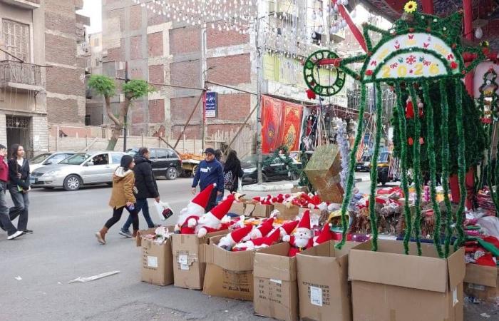 «بدايات»...
      معرض
      يعيد
      رواد
      الفن
      السعودي
      للواجهة