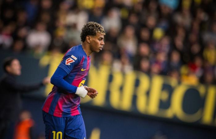 عربي وحيد ولاعب واحد من ريال مدريد في تشكيلة أفضل فريق بالعالم 2025