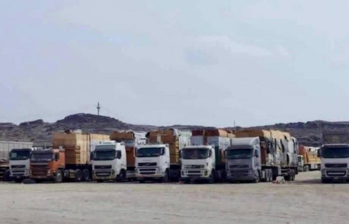 الحوثيون
      يصعّدون
      اقتصادياً
      ضد
      الحكومة
      اليمنية