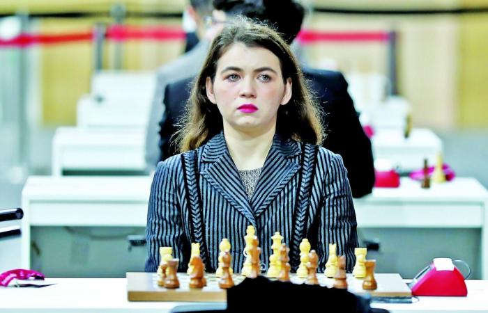 النرويجي كارلسن يتوج بكأس العالم للشطرنج السريع