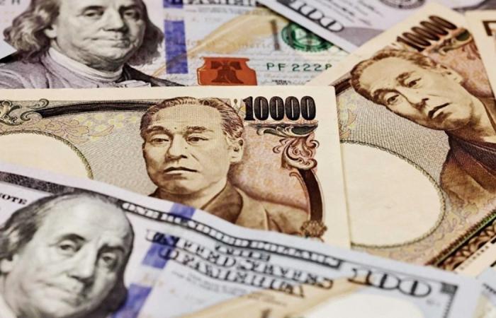  استقرار الدولار وتعافٍ طفيف للين وسط ترقب قرارات الفائدة في اليابان