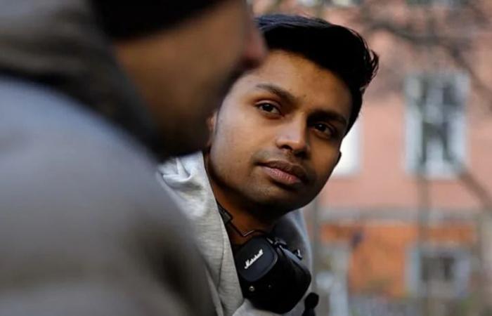 Broken
      promises:
      Indian
      students
      at
      a
      Berlin
      university
      face
      deportation
      instead
      of
      graduation