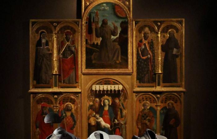 «التلي
      الأسيوطي»
      من
      صعيد
      مصر
      إلى
      «السجادة
      الحمراء»