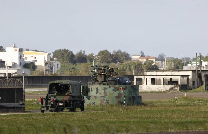 مناورات
      عسكرية
      صينية
      كبيرة
      حول
      تايوان