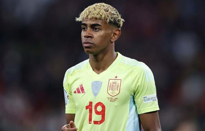 لامين جمال يحصد 4 جوائز في 24 ساعة